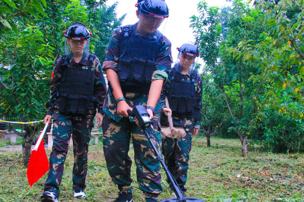 安全、灵活、耐久：功能性马术装备如何为骑手保驾护航？